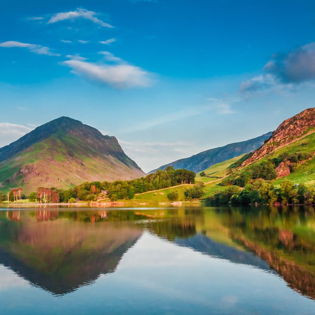 Seasonal Coach Trips: Where to travel in Spring, Summer, Autumn and Winter